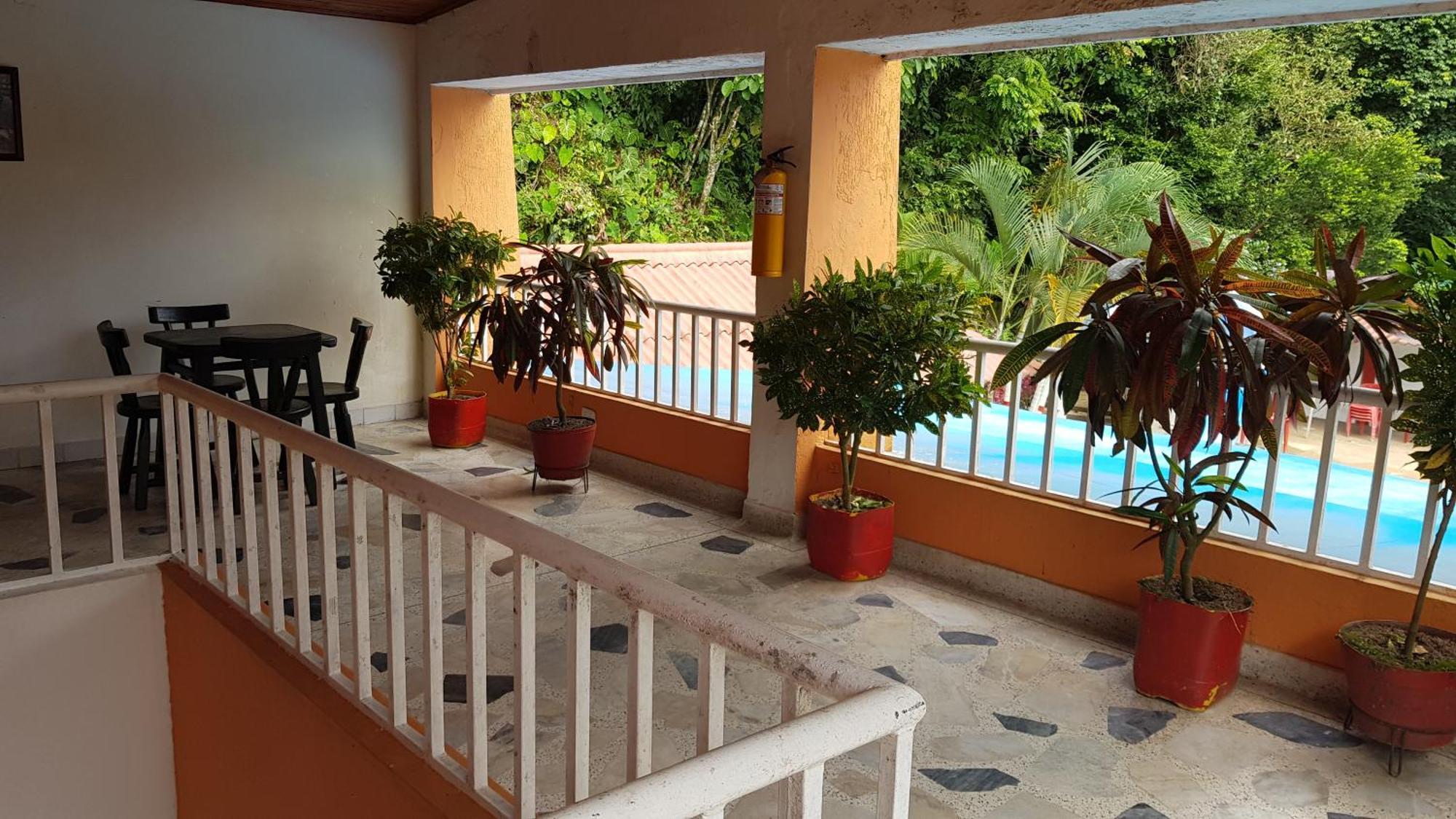 Balneario Chorillano Hotel Villavicencio Eksteriør billede