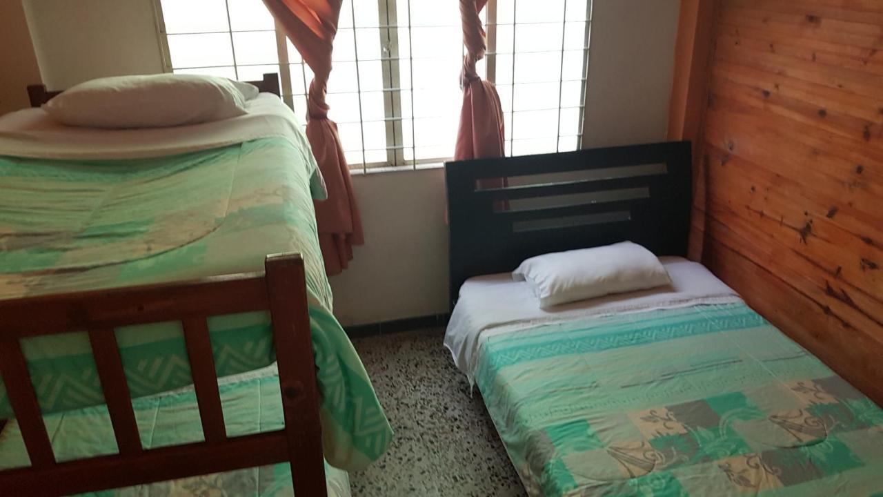 Balneario Chorillano Hotel Villavicencio Eksteriør billede