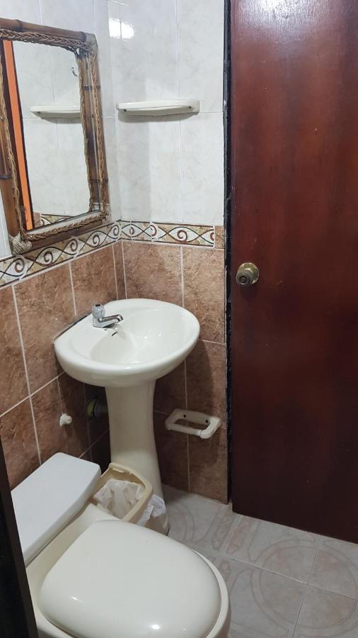 Balneario Chorillano Hotel Villavicencio Eksteriør billede