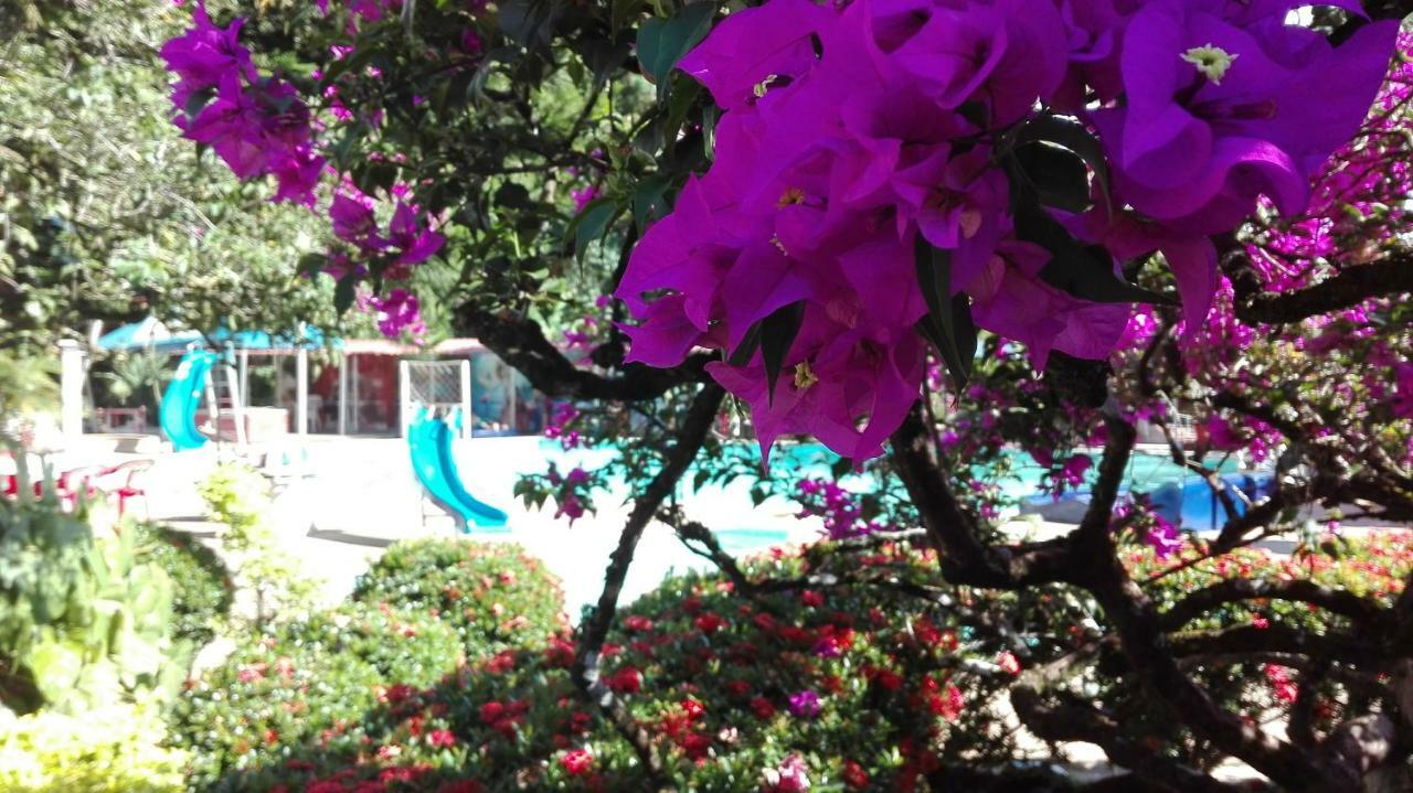 Balneario Chorillano Hotel Villavicencio Eksteriør billede
